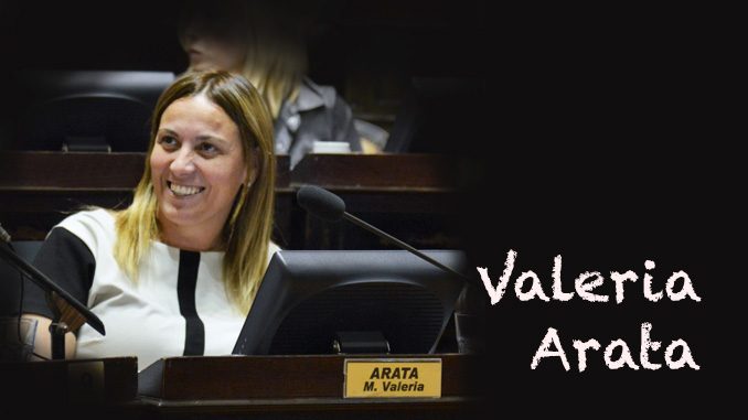 Valeria Arata, el cambio en educación tiene que ser integral